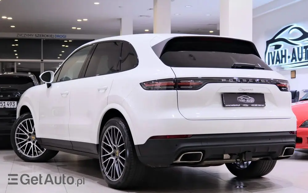 PORSCHE Cayenne Platinum Edition