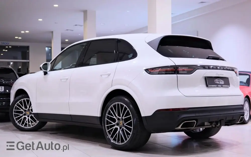 PORSCHE Cayenne Platinum Edition