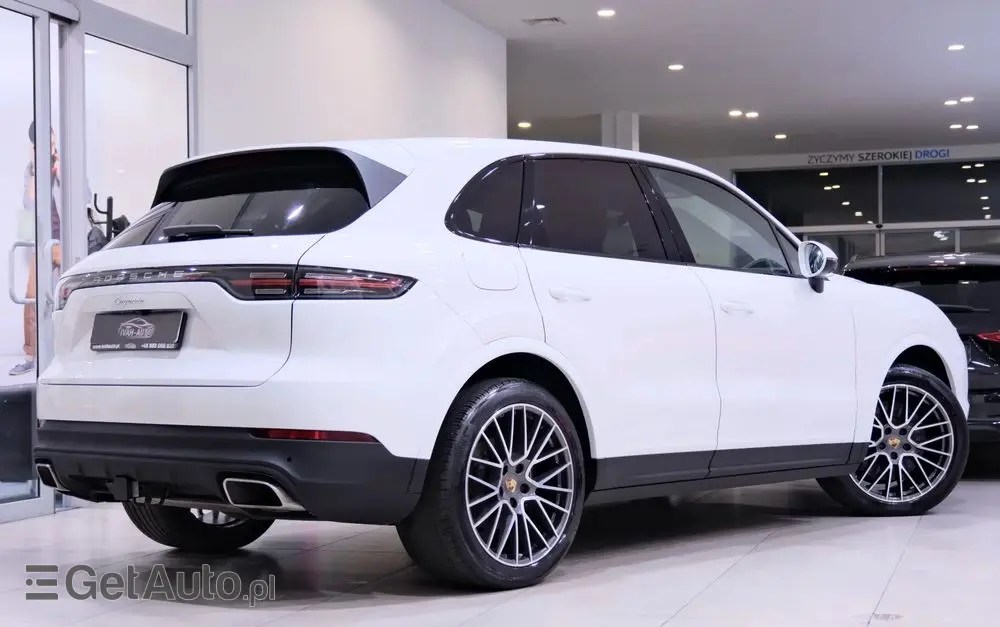 PORSCHE Cayenne Platinum Edition