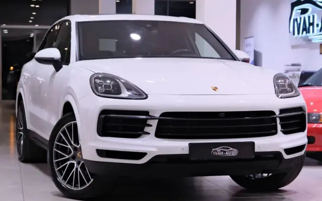 PORSCHE Cayenne Platinum Edition