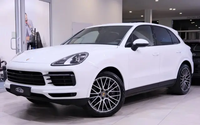 PORSCHE Cayenne Platinum Edition