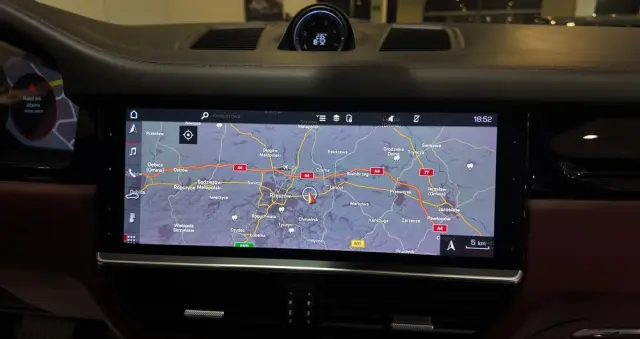 PORSCHE Cayenne Platinum Edition