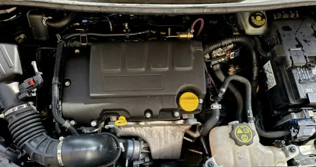 OPEL Adam 1.4 Turbo S