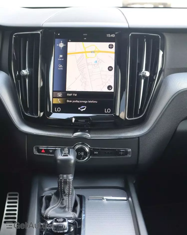 VOLVO XC 60 T5 AWD R-Design