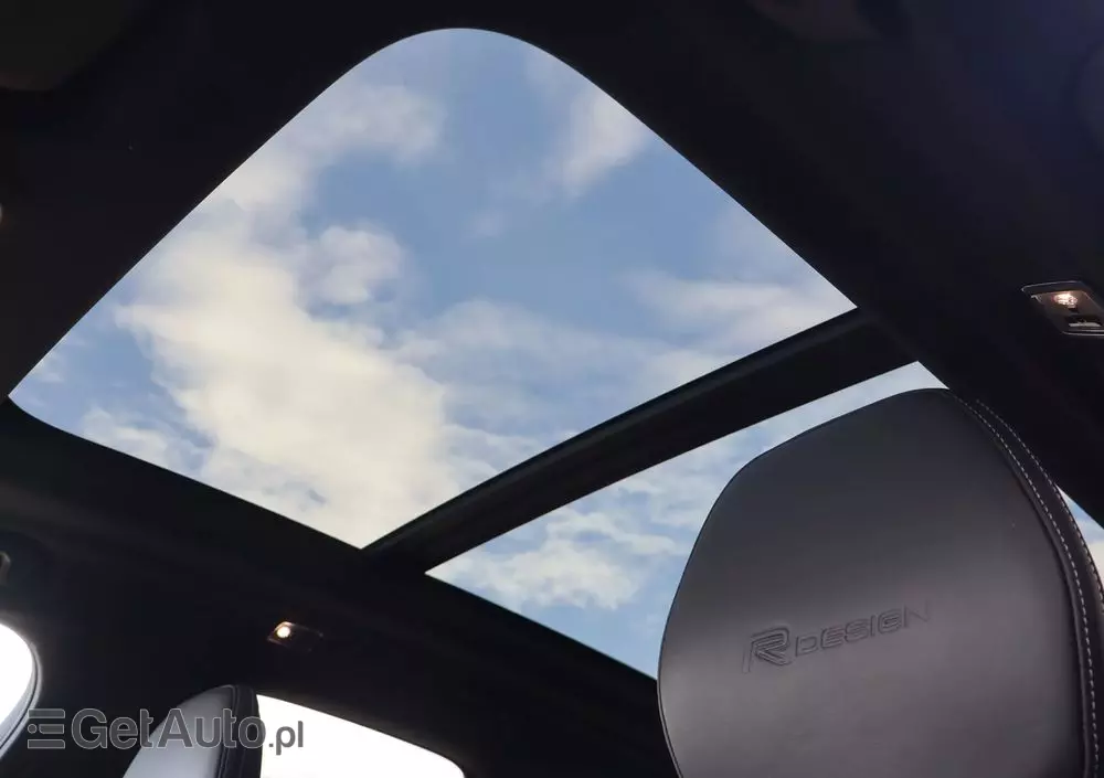 VOLVO XC 60 T5 AWD R-Design