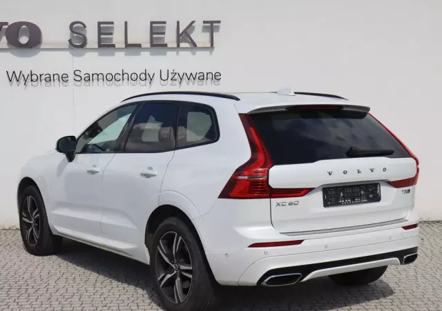 VOLVO XC 60 T5 AWD R-Design