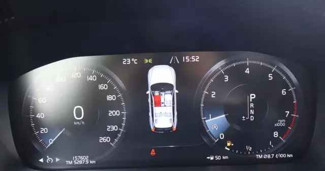 VOLVO XC 60 T5 AWD R-Design