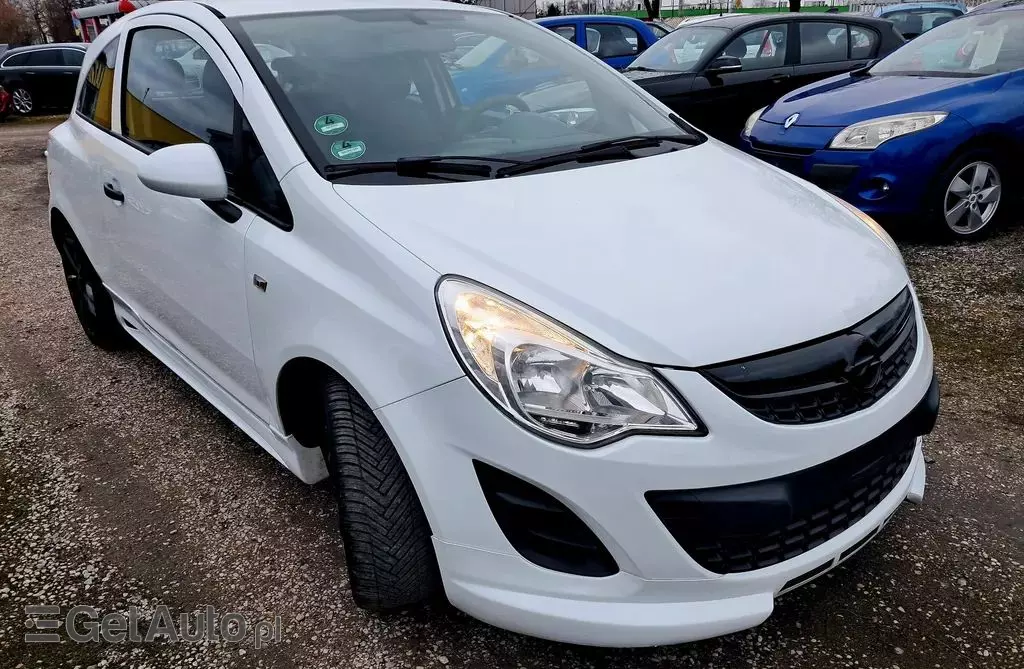 OPEL Corsa 
