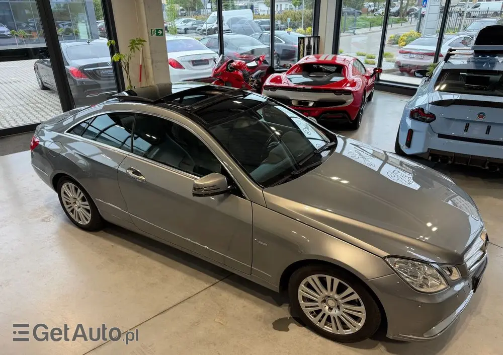 MERCEDES-BENZ Klasa E 350 BlueEFFICIENCY 7G-TRONIC Avantgarde
