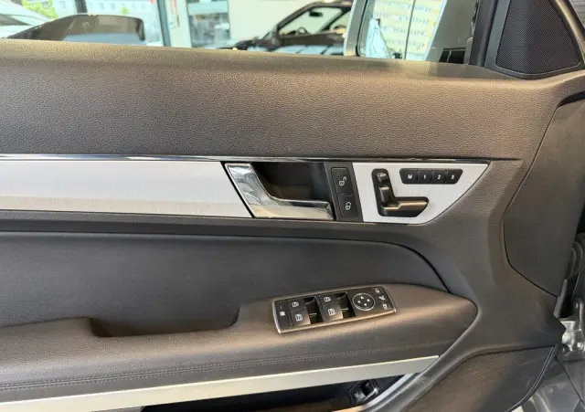 MERCEDES-BENZ Klasa E 350 BlueEFFICIENCY 7G-TRONIC Avantgarde