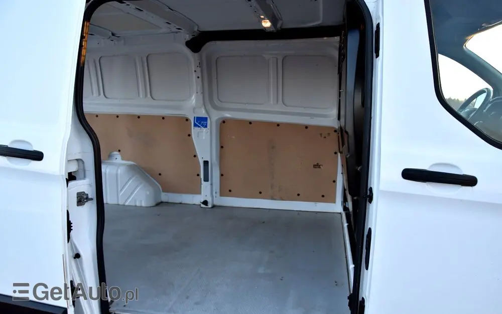 FORD TRANSIT CUSTOM 300 L2H1 