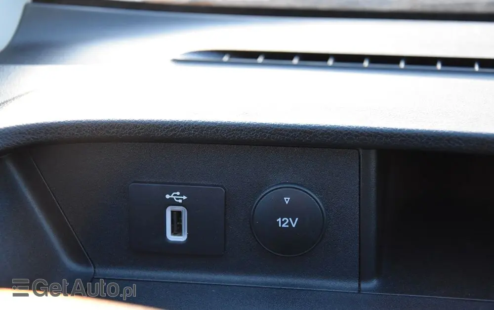 FORD TRANSIT CUSTOM 300 L2H1 