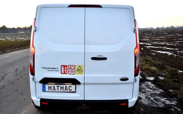 FORD TRANSIT CUSTOM 300 L2H1 