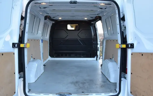 FORD TRANSIT CUSTOM 300 L2H1 