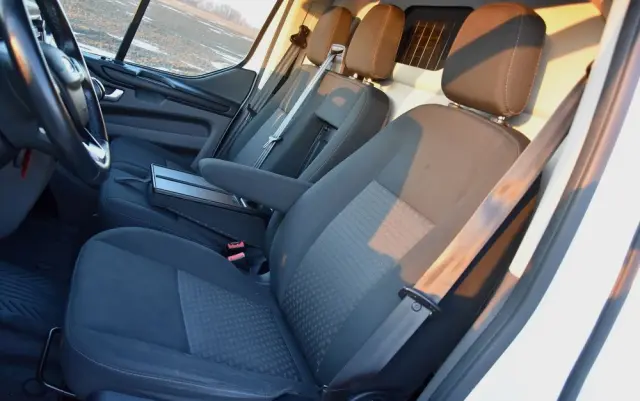 FORD TRANSIT CUSTOM 300 L2H1 