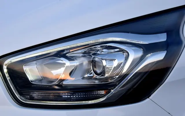 FORD TRANSIT CUSTOM 300 L2H1 