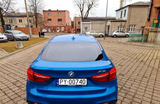 BMW X6 