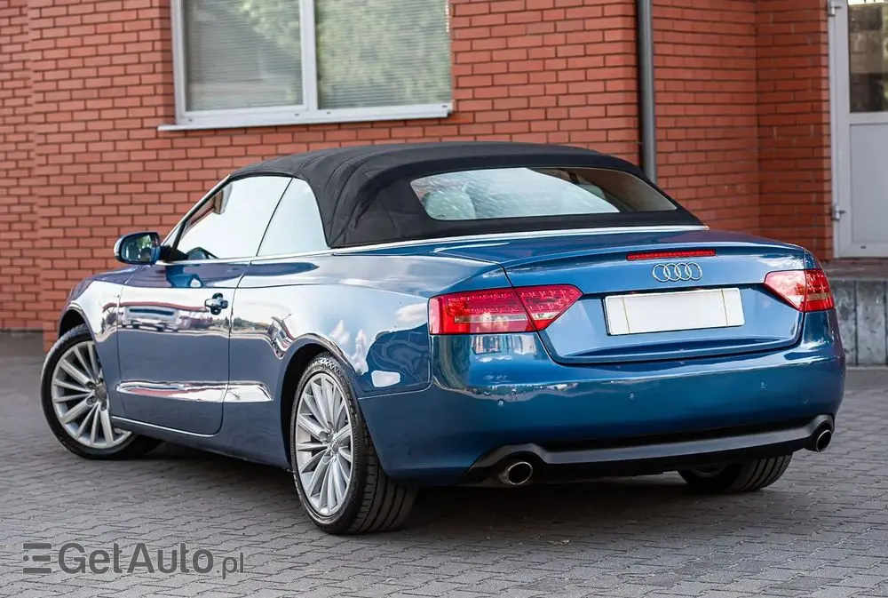AUDI A5 Cabrio 3.2 FSI quattro S tronic