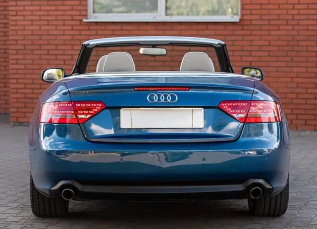 AUDI A5 Cabrio 3.2 FSI quattro S tronic