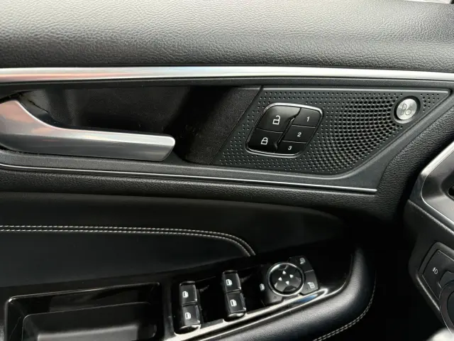 FORD Edge Titanium Aut.