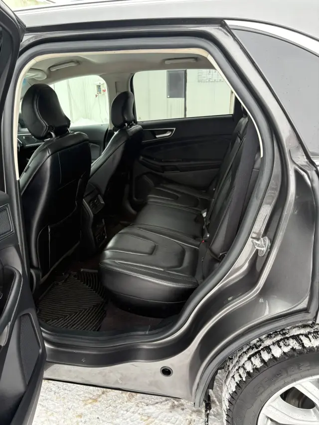 FORD Edge Titanium Aut.