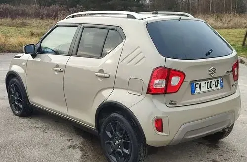 SUZUKI Ignis 