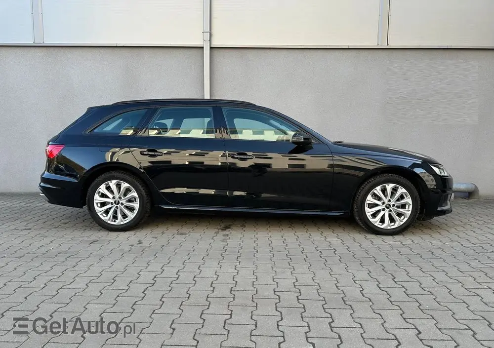 AUDI A4 Avant 35 TDI mHEV Advanced S tronic