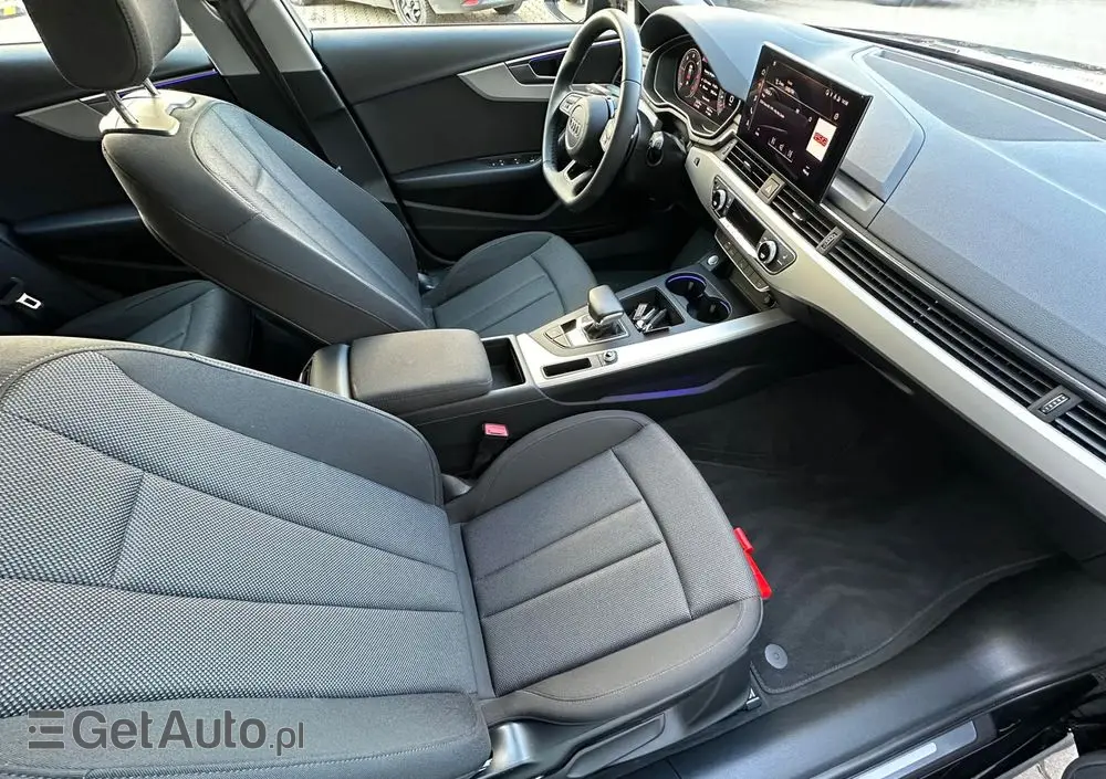 AUDI A4 Avant 35 TDI mHEV Advanced S tronic