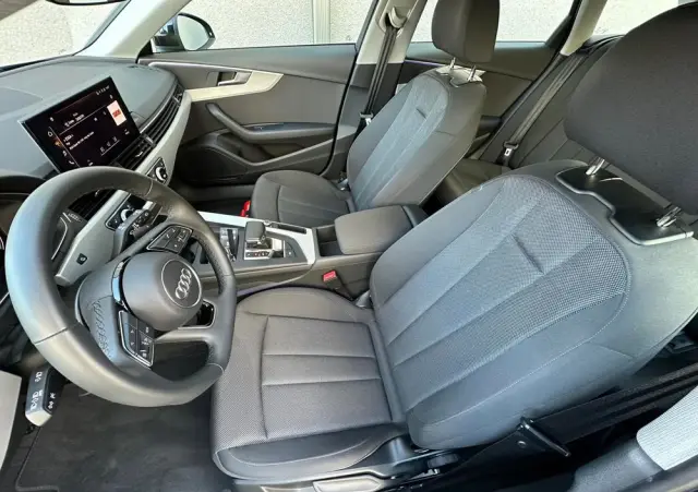 AUDI A4 Avant 35 TDI mHEV Advanced S tronic