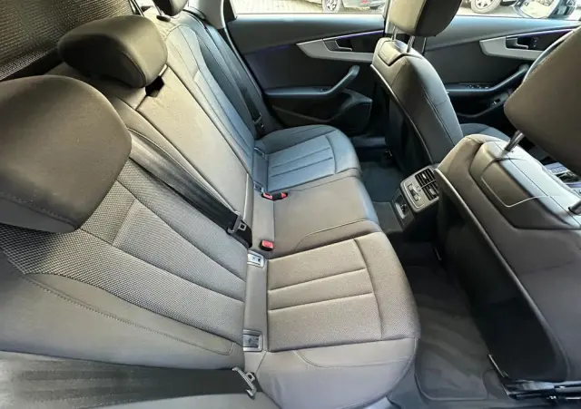 AUDI A4 Avant 35 TDI mHEV Advanced S tronic