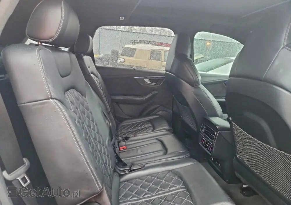 AUDI SQ7 
