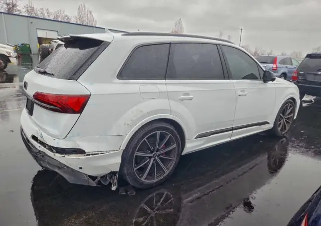 AUDI SQ7 