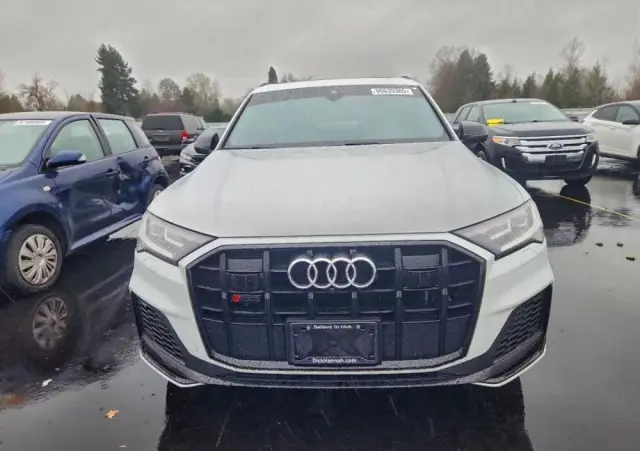 AUDI SQ7 