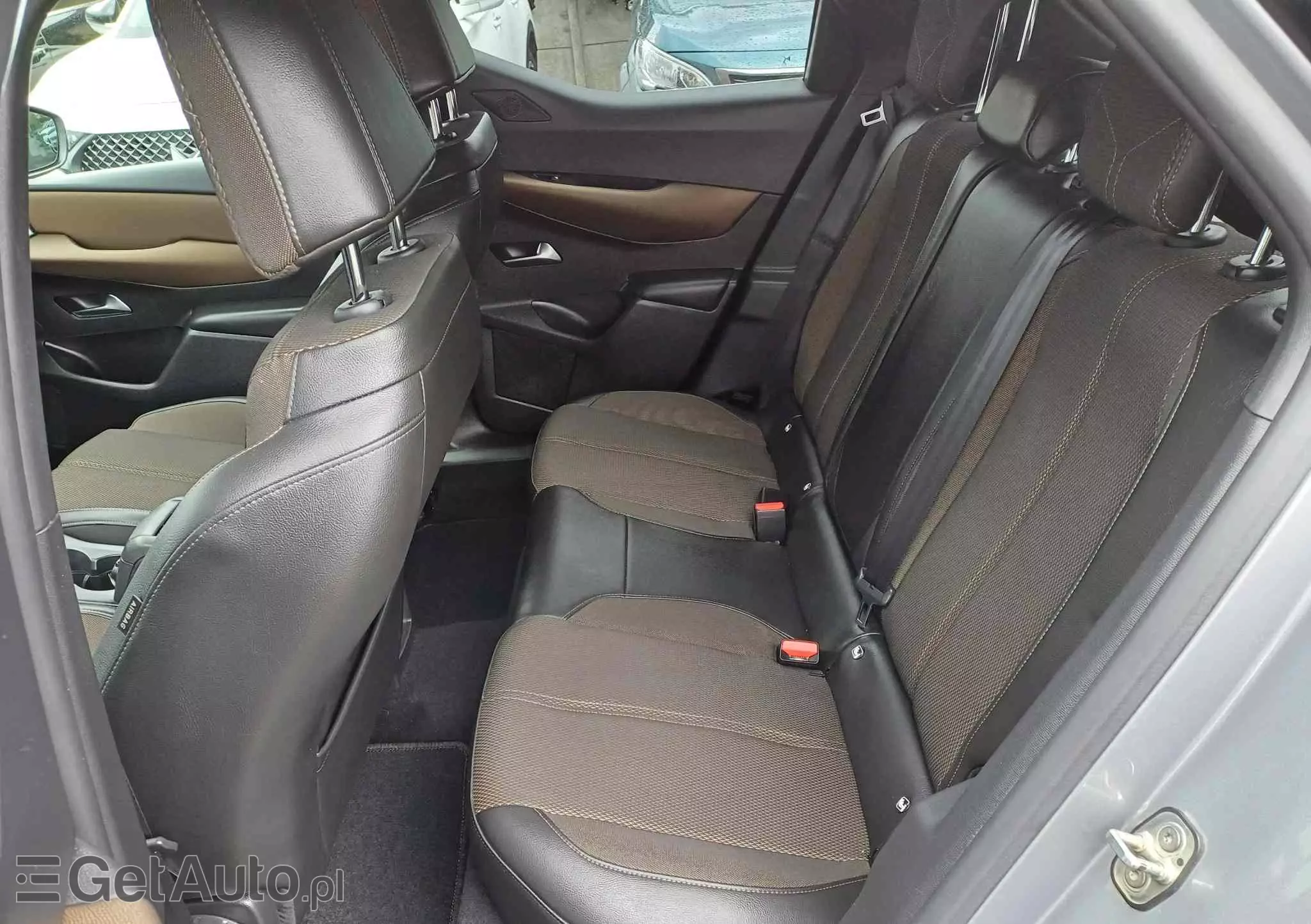 DS. AUTOMOBILES DS3 Crossback Chic Aut.