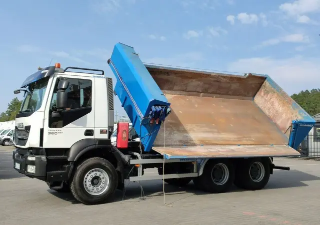IVECO Trakker 360 EEV Manual 6x4 Wywrot 3-stronny Hydroburta Bok i Tył 