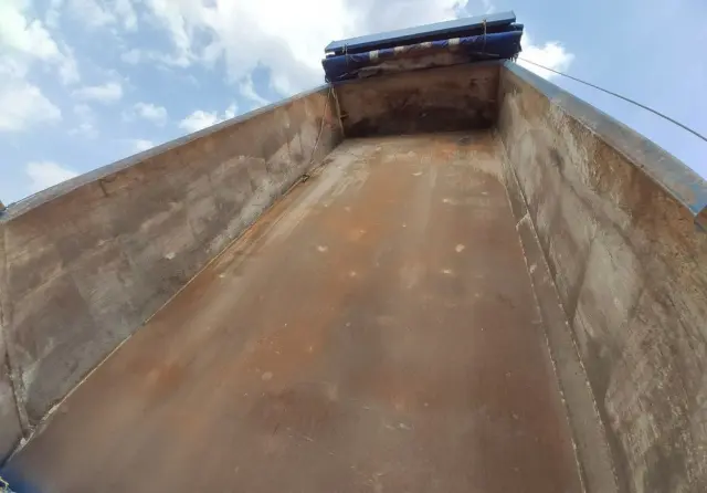 IVECO Trakker 360 EEV Manual 6x4 Wywrot 3-stronny Hydroburta Bok i Tył 