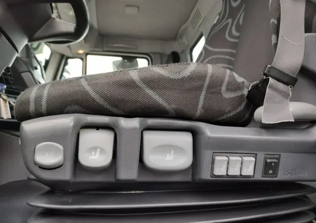 IVECO Trakker 360 EEV Manual 6x4 Wywrot 3-stronny Hydroburta Bok i Tył 