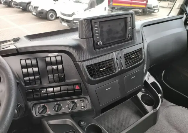 IVECO Trakker 360 EEV Manual 6x4 Wywrot 3-stronny Hydroburta Bok i Tył 