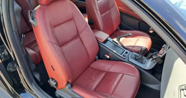 VOLVO C30 1.6 Momentum