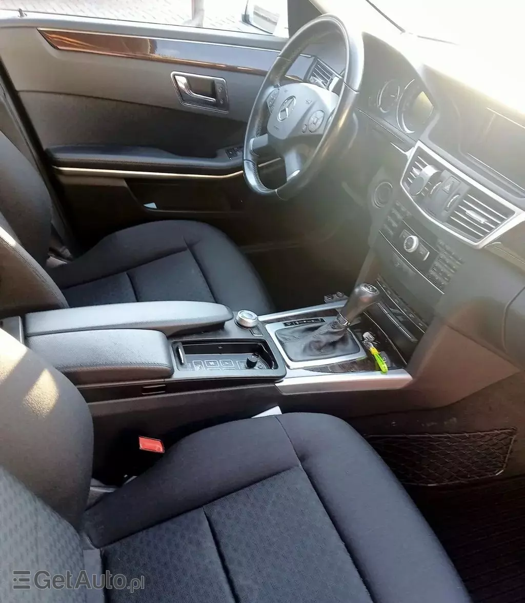 MERCEDES-BENZ Klasa E 