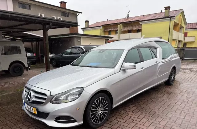 MERCEDES-BENZ Klasa E 