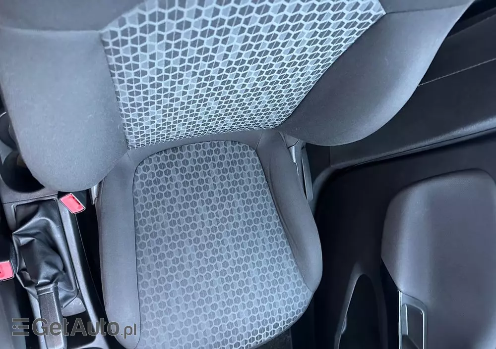 OPEL Corsa 1.2 16V Color Edition