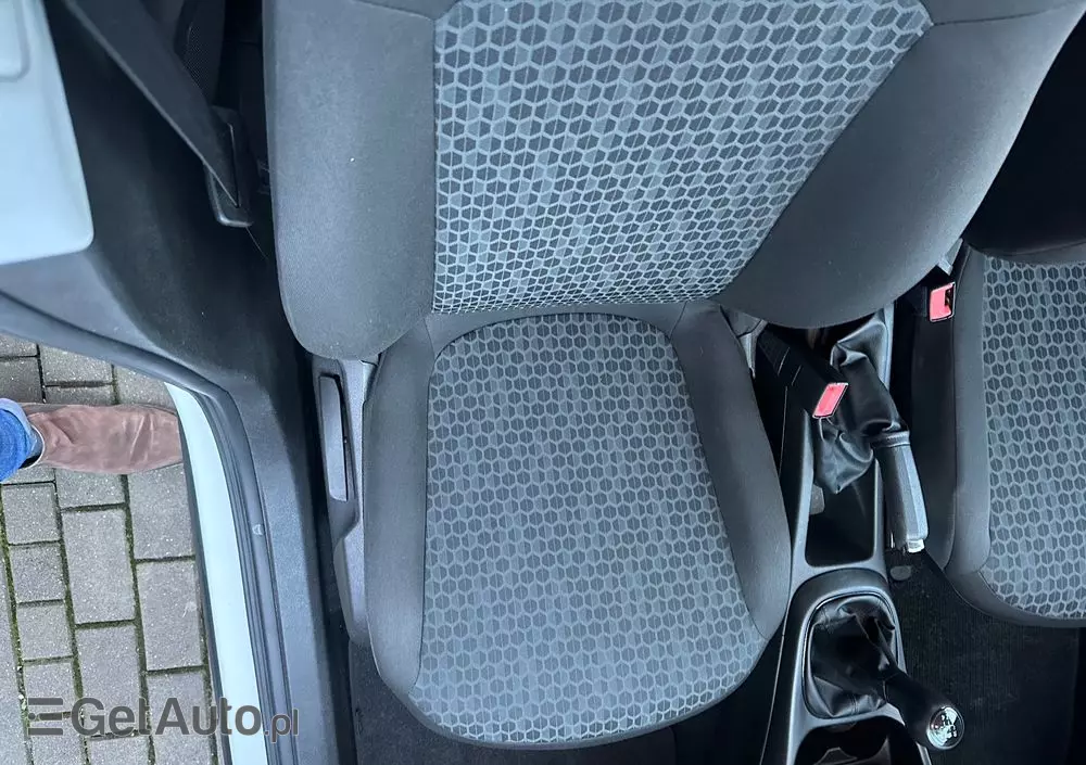 OPEL Corsa 1.2 16V Color Edition