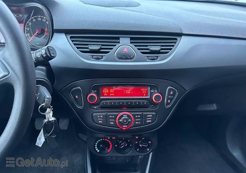 OPEL Corsa 1.2 16V Color Edition