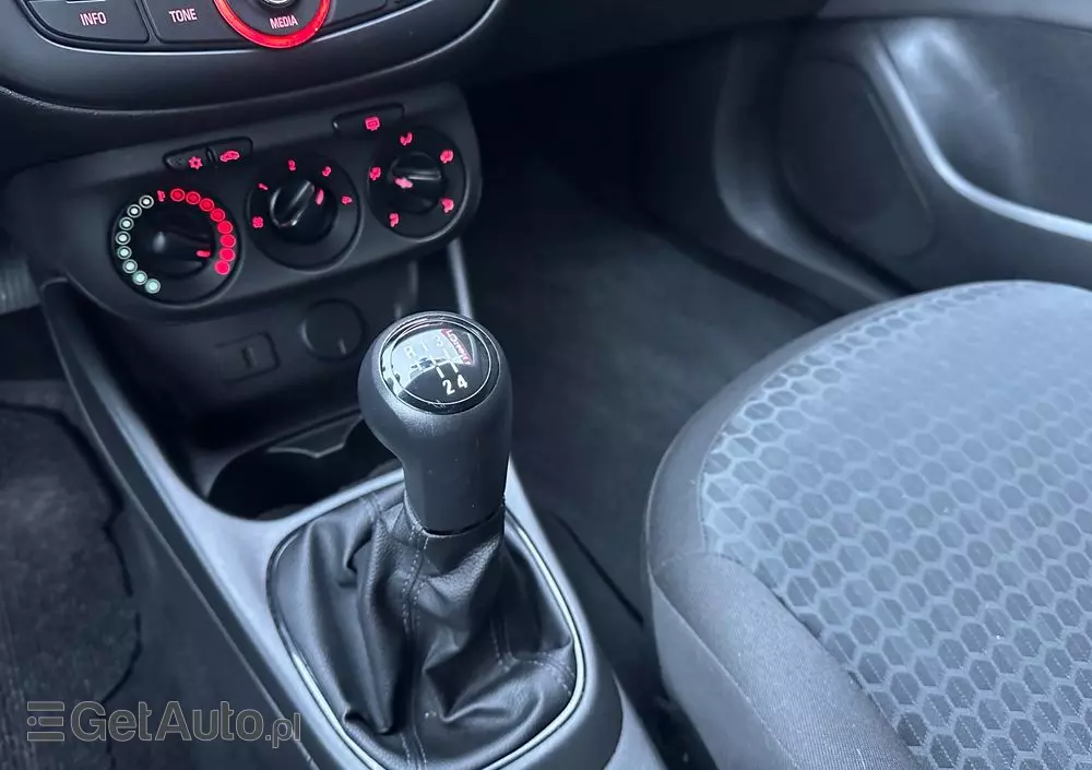 OPEL Corsa 1.2 16V Color Edition