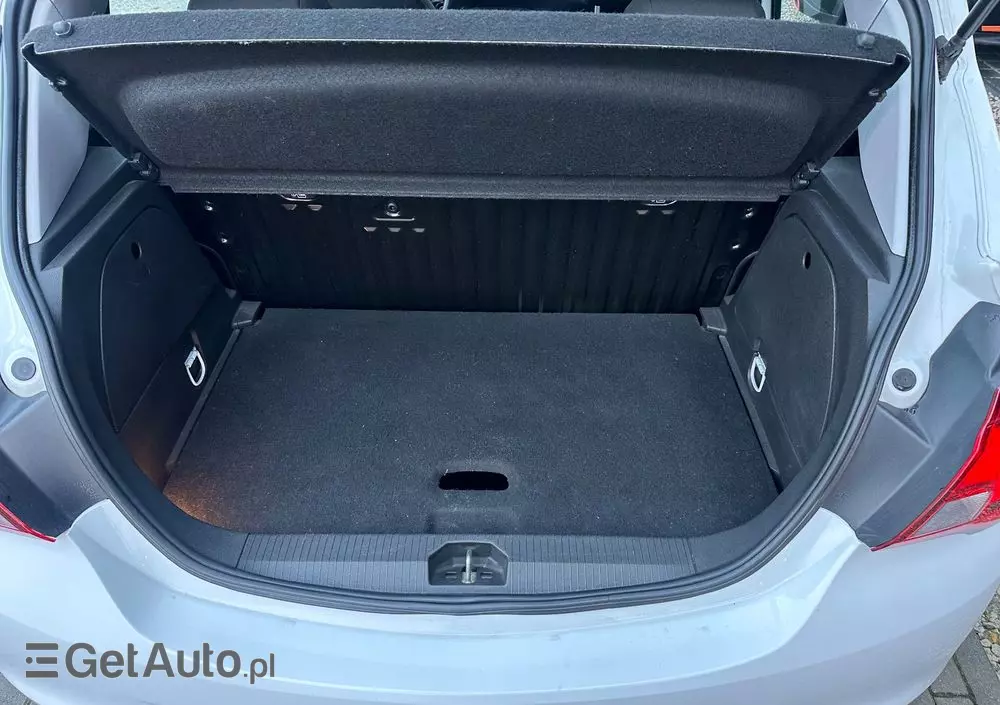 OPEL Corsa 1.2 16V Color Edition