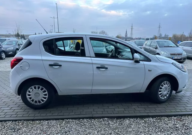 OPEL Corsa 1.2 16V Color Edition