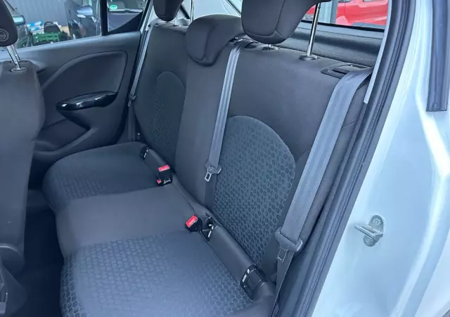 OPEL Corsa 1.2 16V Color Edition