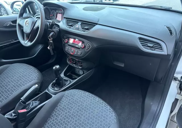 OPEL Corsa 1.2 16V Color Edition
