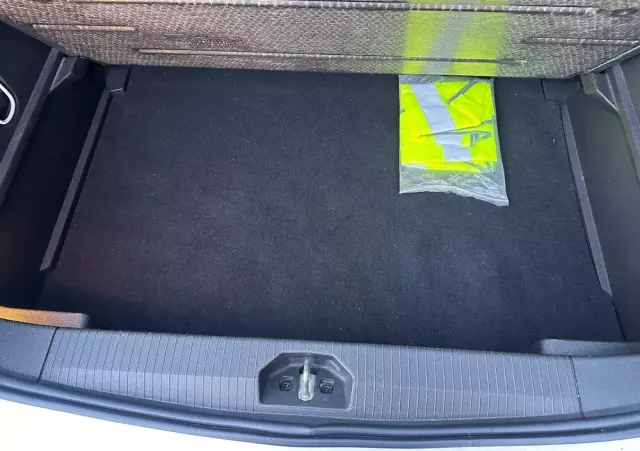 OPEL Corsa 1.2 16V Color Edition